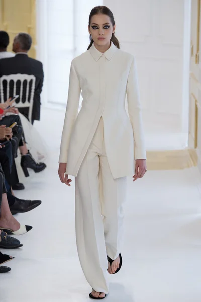 Look 2